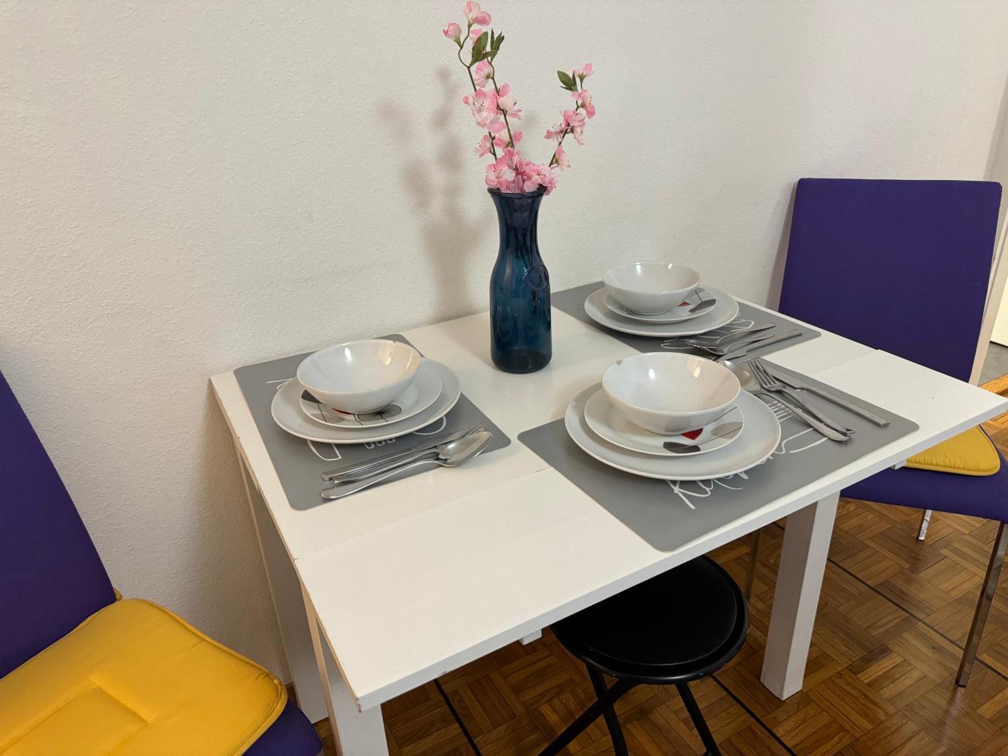 Apartahotel Confort Lausanne Buitenkant foto